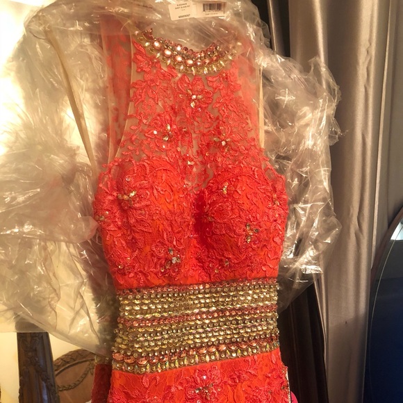 Mori Lee Dresses & Skirts - Mori Lee Lace/Beaded Formal Gown